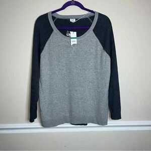 NWT/Crown & ivy long sleeve sweater